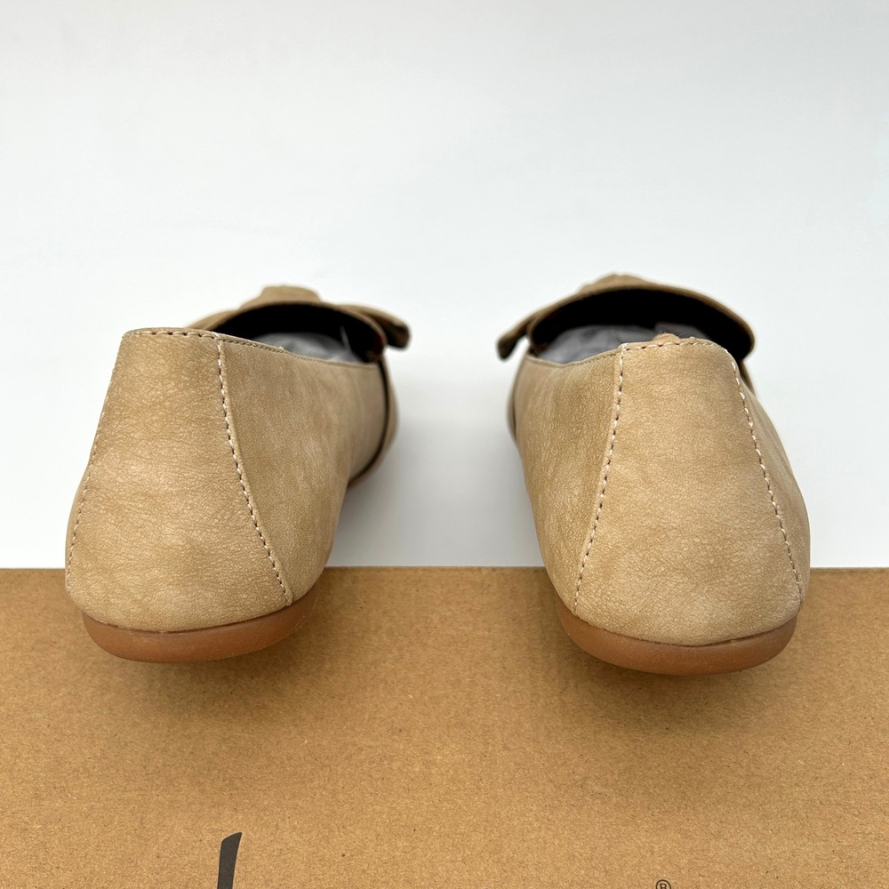 Womens Loafers b.o.c. Born Concept Paisley Size 9 Beige Nubuck Leather NEW - Picture 4 of 7